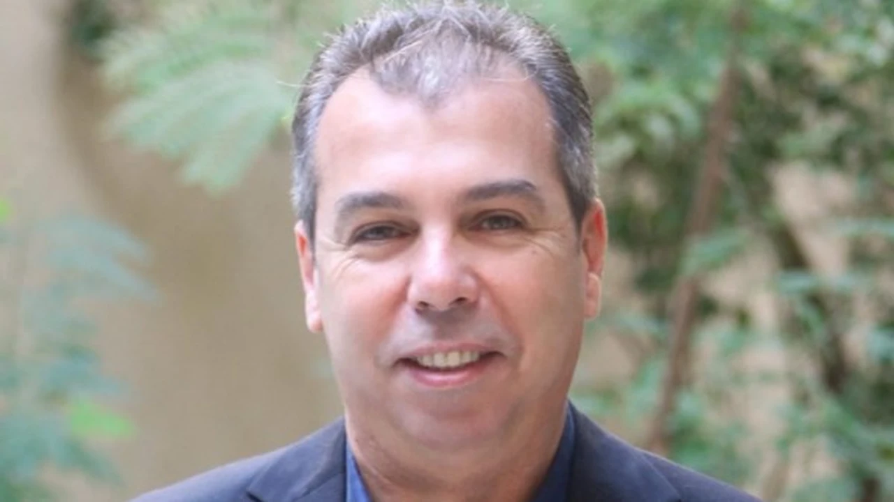 أشرف حلمي يشيد بجودة ويركز على بناء جيل قوي لتنس الطاولة استعدادًا للبطولات العالمية